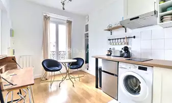 Rent Apartment 1 Bedroom 20m² rue Versigny, 18 Paris