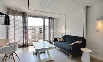 Rent Apartment Studio 23m² rue de l Abbe Groult, 15 Paris