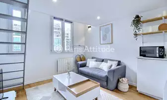 Rent Apartment 1 Bedroom 20m² Rue des Terres au Curé, 13 Paris
