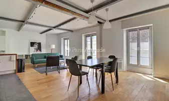 Rent Apartment 2 Bedrooms 71m² Avenue d'Italie, 13 Paris