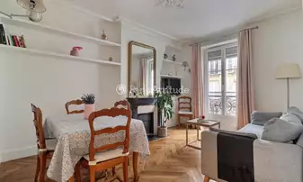 Rent Apartment 2 Bedrooms 50m² rue Lacharriere, 11 Paris