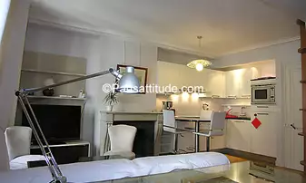 Rent Apartment 1 Bedroom 40m² rue Godot de Mauroy, 9 Paris