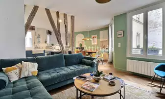 Rent Apartment 2 Bedrooms 67m² rue Richer, 9 Paris