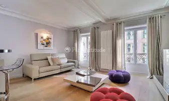 Rent Apartment 2 Bedrooms 78m² avenue Percier, 8 Paris