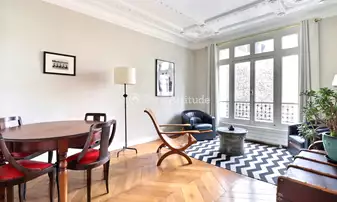 Rent Apartment 2 Bedrooms 65m² avenue Beaucour, 8 Paris