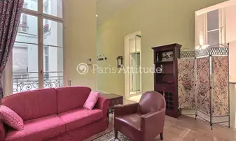 Rent Apartment 1 Bedroom 50m² rue Roquepine, 8 Paris
