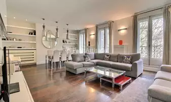 Rent Apartment 4 Bedrooms 180m² avenue Franklin D. Roosevelt, 8 Paris