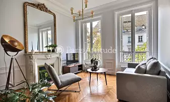 Rent Apartment 2 Bedrooms 68m² boulevard de La Tour Maubourg, 7 Paris
