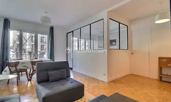 Rent Apartment 2 Bedrooms 67m² boulevard Raspail, 6 Paris