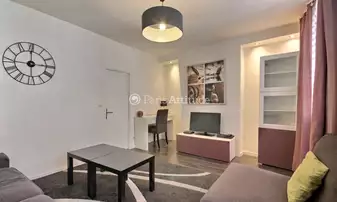 Rent Apartment 1 Bedroom 42m² rue Saint Severin, 5 Paris