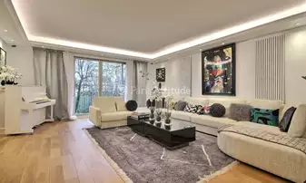 Rent Apartment 3 Bedrooms 200m² avenue Foch, 16 Paris