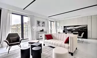 Rent Apartment 2 Bedrooms 92m² avenue Montaigne, 8 Paris