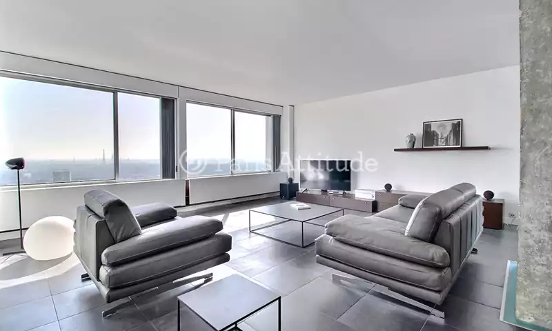 Rent Apartment 2 Bedrooms 120m² Rue Louis Pouey, 92800 Puteaux