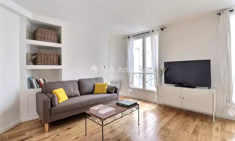Rent Apartment 2 Bedrooms 48m² rue Amelot, 75011 Paris