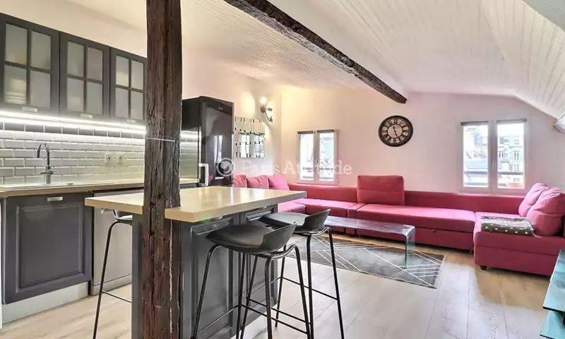 Rent Apartment 3 Bedrooms 55m² rue Saint Denis, 75001 Paris