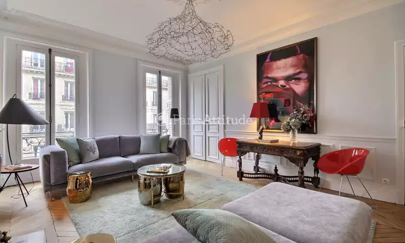 Rent Apartment 2 Bedrooms 110m² rue du Temple, 75003 Paris