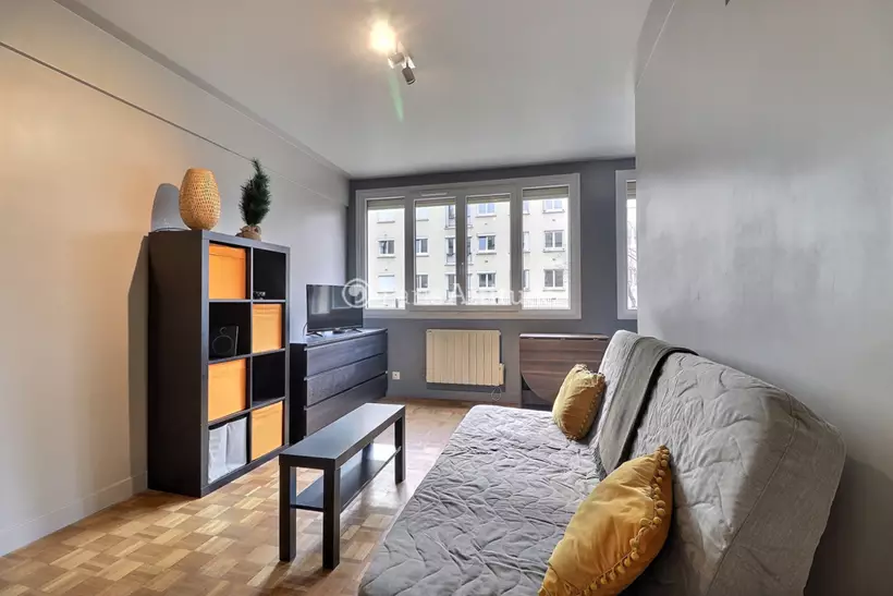 Rent furnished Apartment Studio 25m² Rue Marcel Dassault, 92100 Boulogne Billancourt